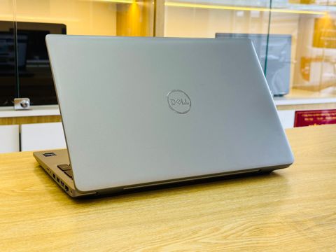  DELL Precision 3581 i7-13800H 32GB/1TB/NVIDIA RTX A2000 Ada 8GB/15.6" FHD 