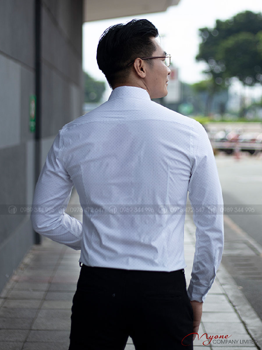 Áo Sơ Mi Nam Chấm Bi Lưng