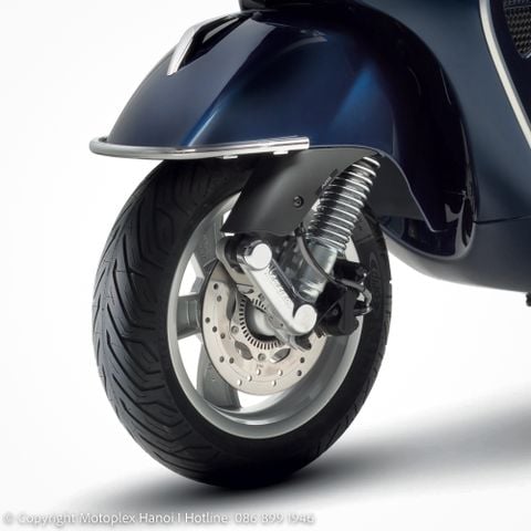 Khung Bảo Vệ Chắn Bùn Trước Chrome Vespa GTS & Vespa GTV Chính Hãng (2014-2019) - 602890MVN
