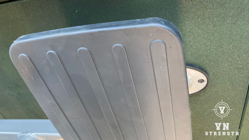 MÁY ĐẠP CHÂN ∣ PLATE LOADED SQUAT ∣ VNS001