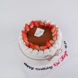  Bánh gắn dâu - Bánh kem sinh nhật Đà Nẵng 