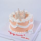  Bánh gắn vương miện - Bánh kem sinh nhật Đà Nẵng 