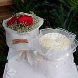  Bánh hoa kem kèm bó hoa - Bánh ngày của Mẹ 