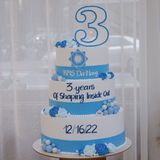  Bánh logo 3 tầng 