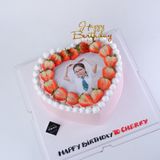  Bánh tim gắn dâu, in ảnh- Bánh kem sinh nhật Đà Nẵng 