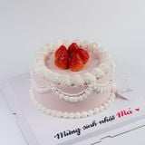  Bánh kem gắn dâu - Bánh kem sinh nhật Đà Nẵng 
