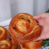  Bánh danish nho cuộn 