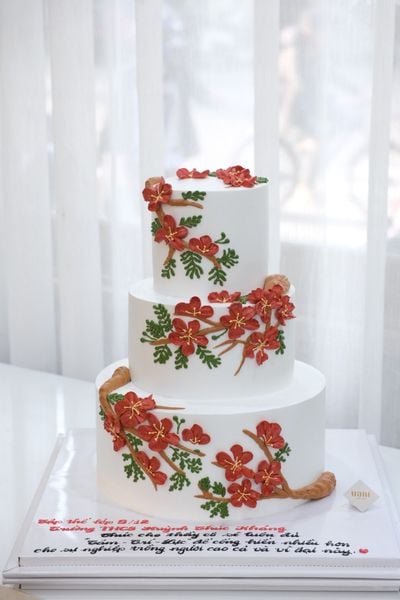  bánh kem 3 tầng - bánh kem hoa 