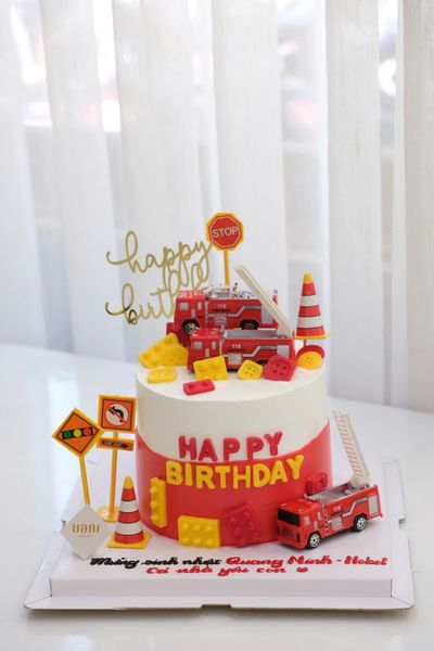  bánh kem cứu hỏa 