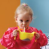  B.BOX BỘ CHÉN VÀ ỐNG HÚT ĐA NĂNG CHO BÉ - MÀU VÀNG 