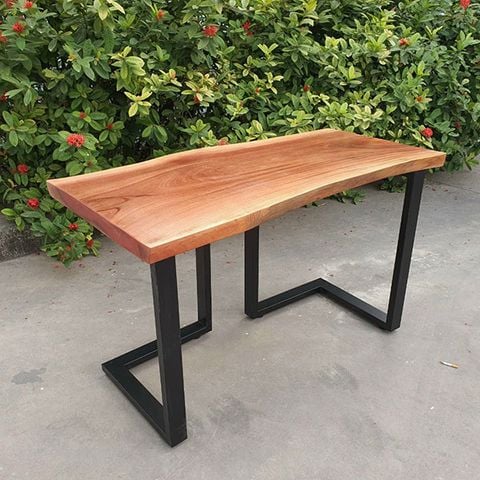 Bàn làm việc chân sắt 15