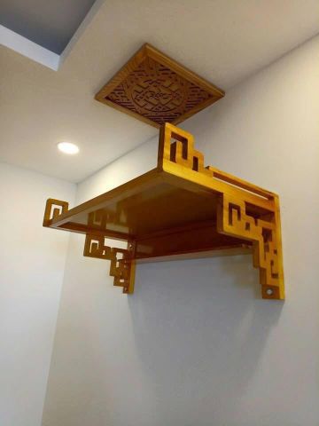 Bàn thờ treo tường 1