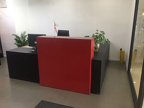 Quầy lễ tân 4