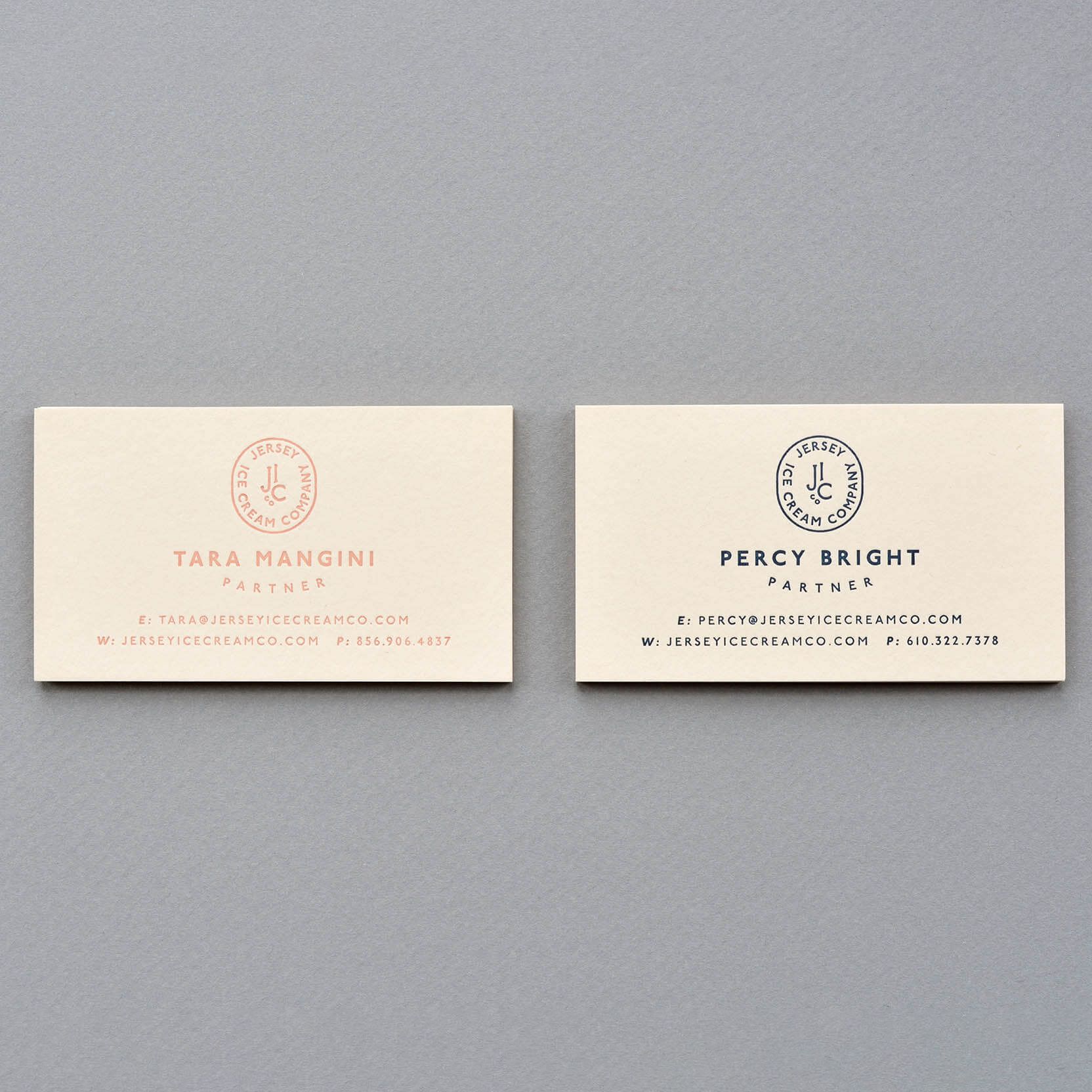 In Name Card giấy Cream sần