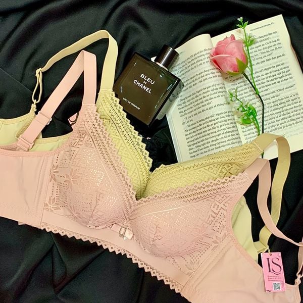  Áo Ngực Không Gọng Đệm Vừa 4 Nấc Cài 3035 