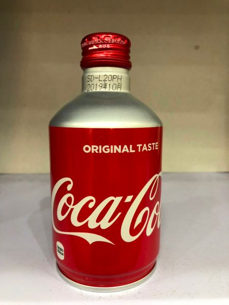 Coca Cola Nắp Vặn 300ml Nhật Bản