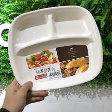  Khay ăn chia 3 ngăn cho bé 