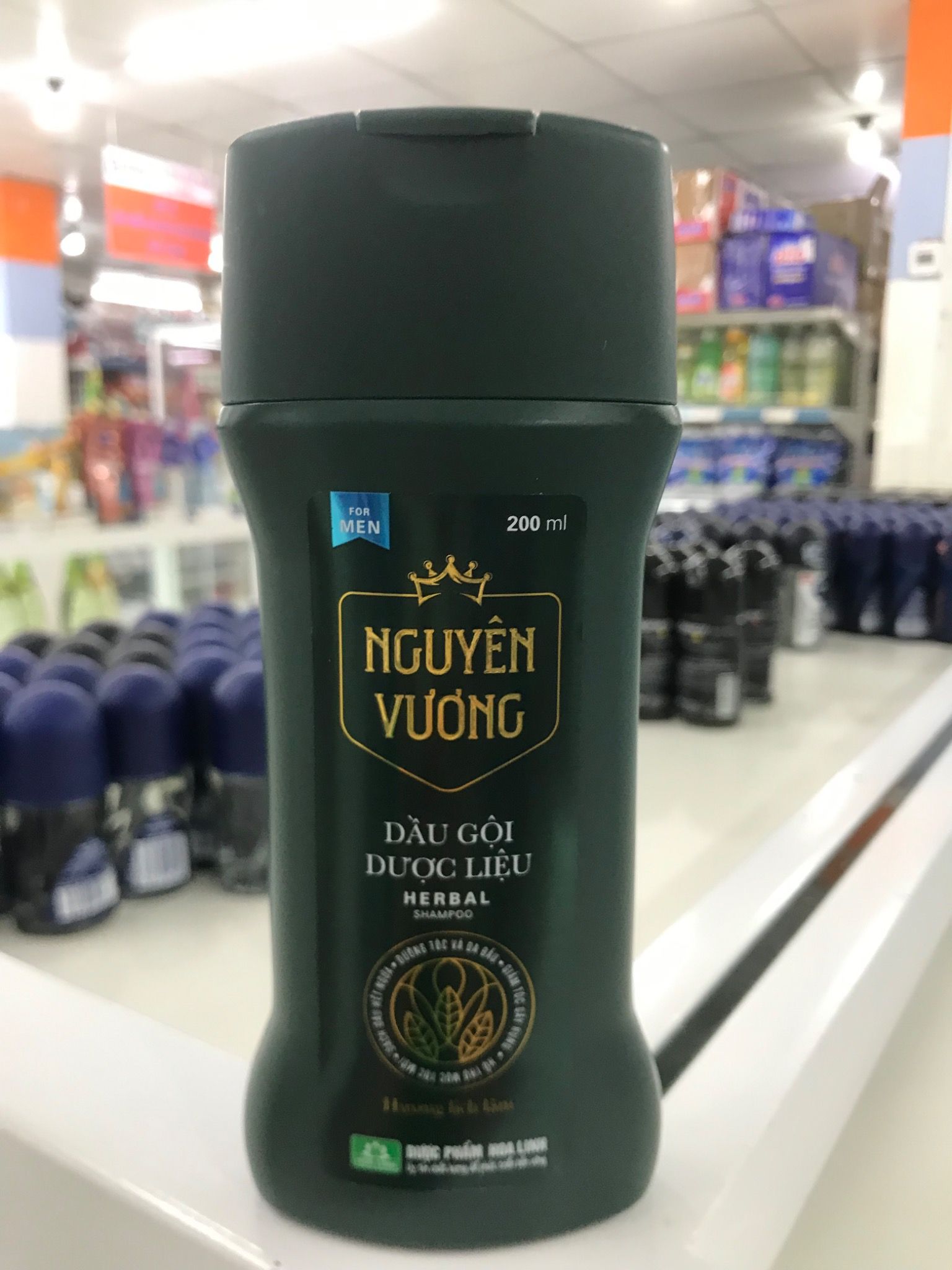  Dầu gội dược liệu Nguyên Vương200ml 