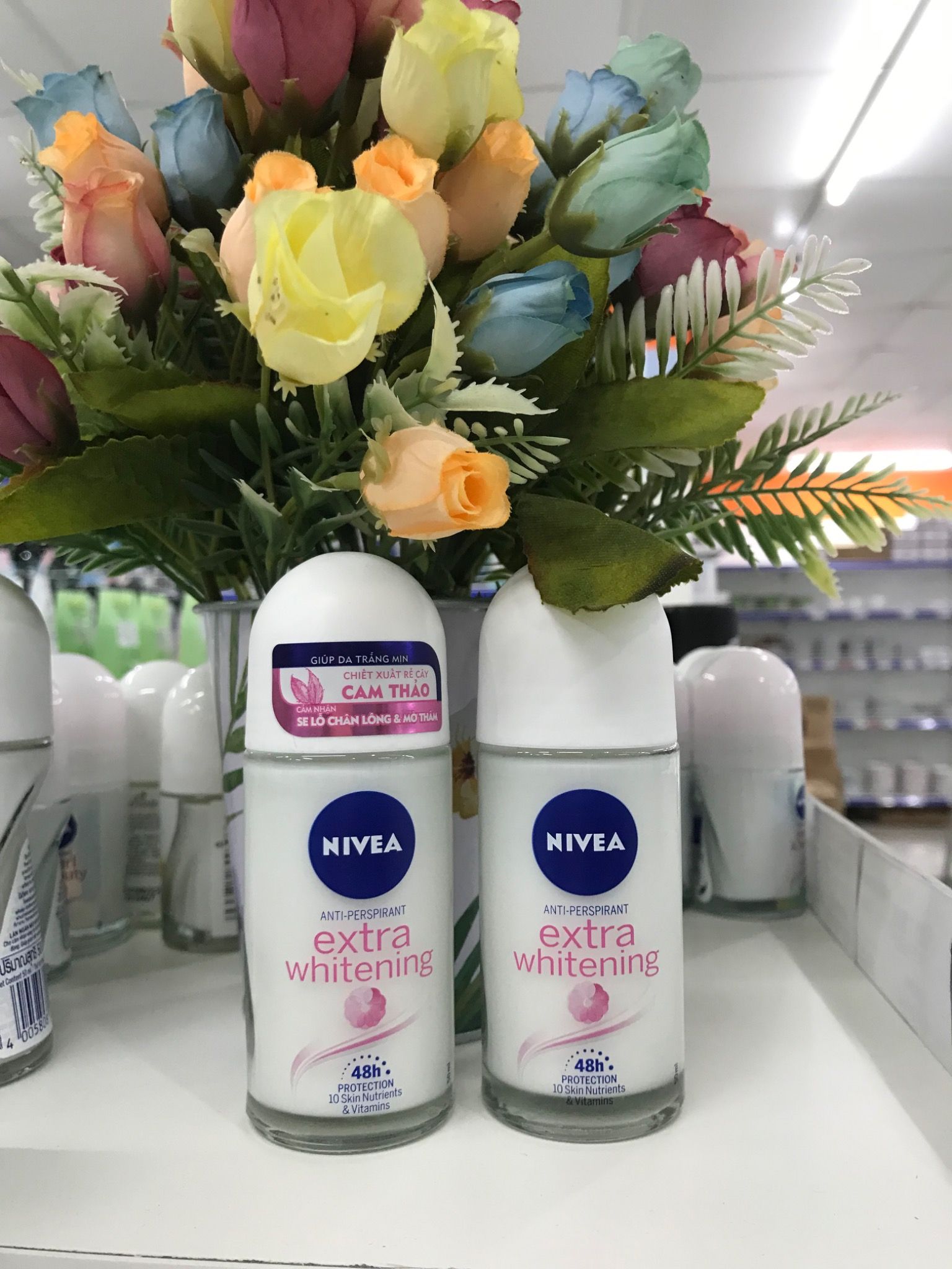  LKM nivea trắng da 50ml 