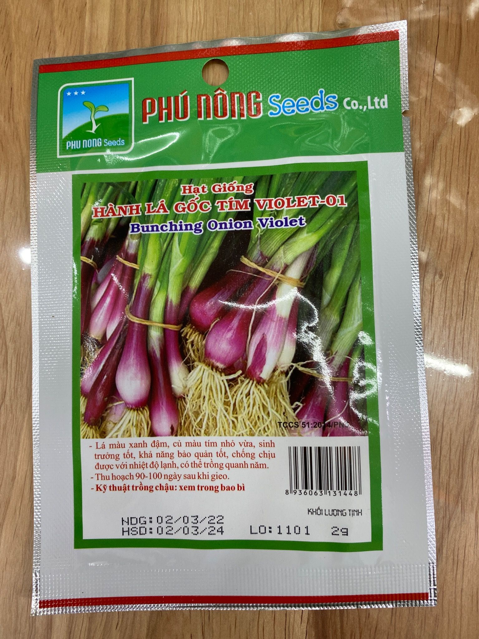  Hành lá gốc tím 