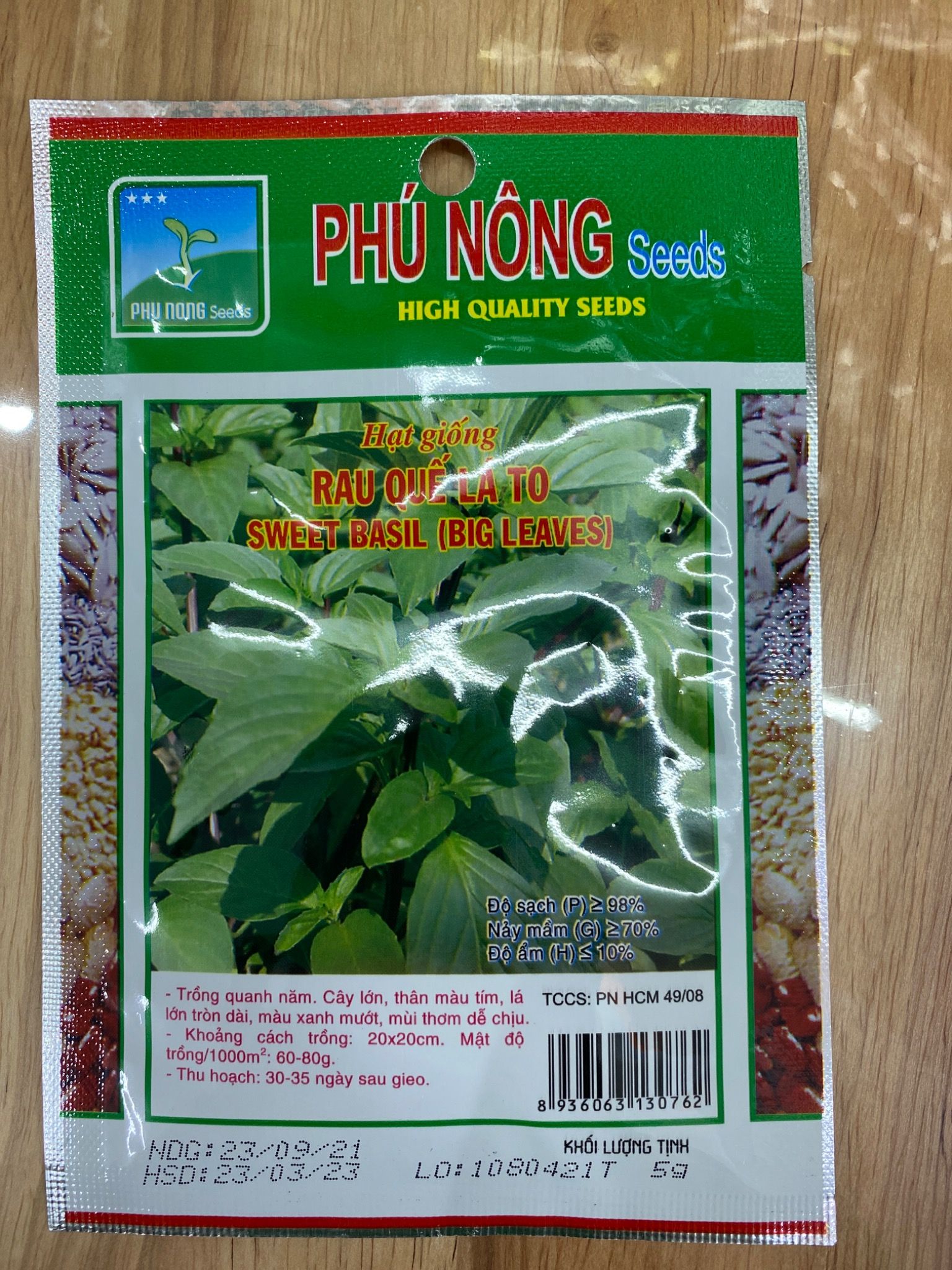  Rau quế lá to 
