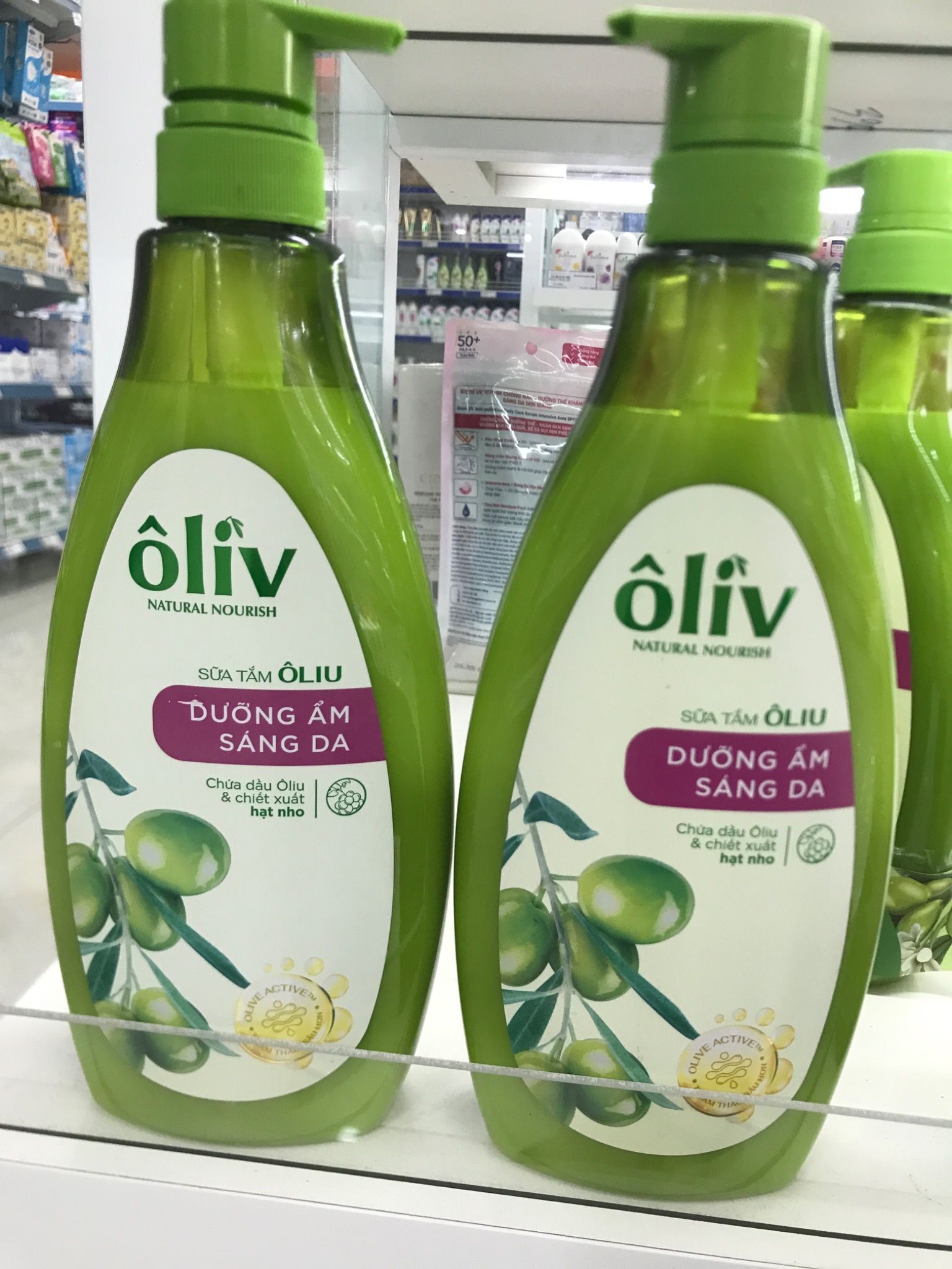  Sữa tắm oliv 650g 