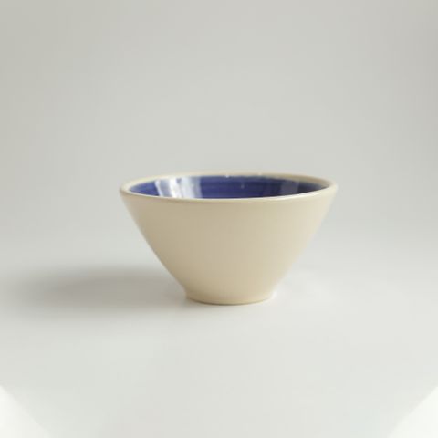  Chén cơm shape V hoạ tiết 