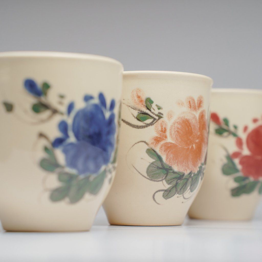 Ly gốm thủ công dung tích 280ml hoạ tiết hoa mẫu đơn 