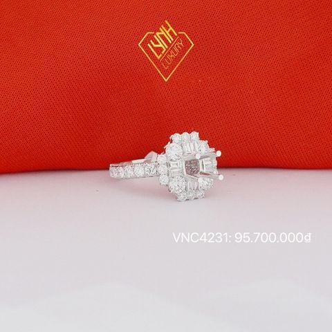 NHẪN KIM CƯƠNG LYNH LUXURY