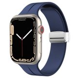  Dây silicon khoá nam châm bạc cho Apple Watch 