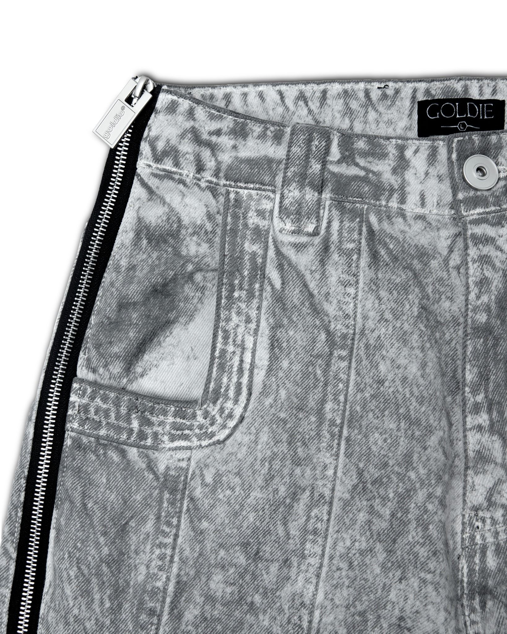 ZIPPED GREY WASHED DENIM PANTS Goldie