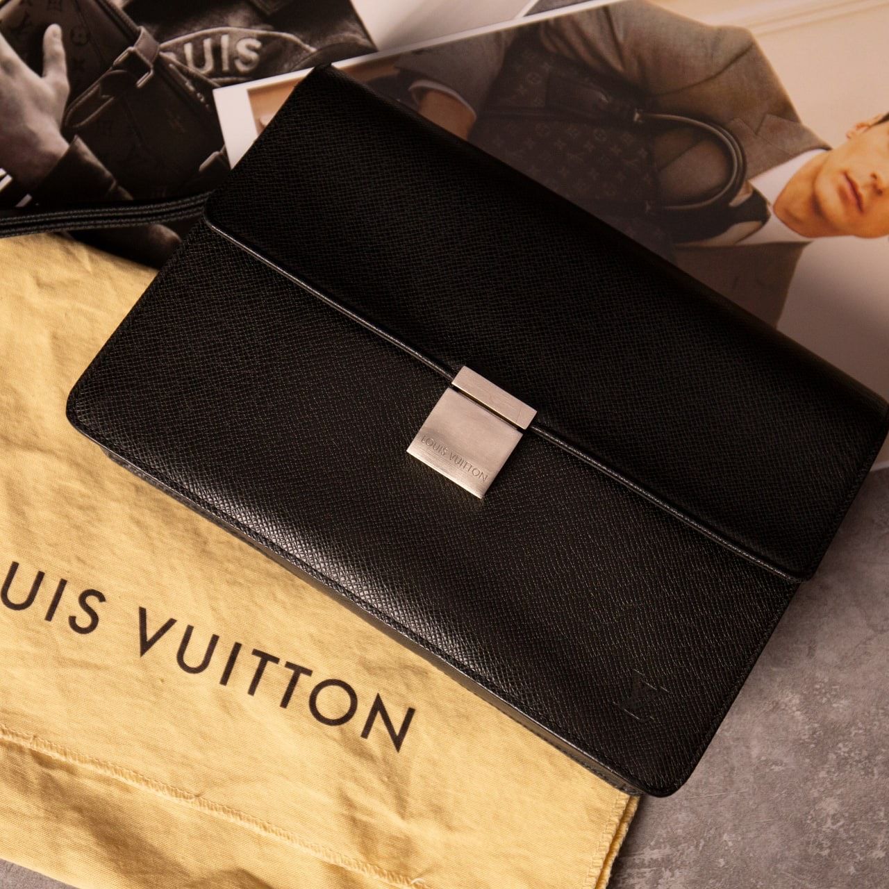 Louis Vuitton Travel bag 392674  SadtuShops  Emporio Armani floral print  paperbag waist skirt
