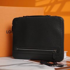 Cặp tài liệu Louis Vuitton Taiga Vladimir Portfolio Case Size 35 -  TTA3262