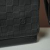 Túi đeo Louis Vuitton District PM Damier Infini - TTA3415