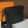 Túi đeo Louis Vuitton District PM Damier Infini - TTA3415