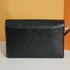 Clutch Louis Vuitton Epi Thames - TTA3932