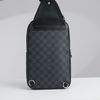 Túi đeo Louis Vuitton Damier Graphite Avenue Sling Bag size 30 (New SS, Code chip) - TTA4257