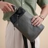 Túi đeo Louis Vuitton Chalk Monogram Shadow Khaki size 23