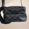 Túi đeo chéo Louis Vuitton Damier Graphite Rem