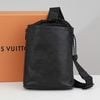 Túi đeo Louis Vuitton Black Shadow Chalk Monogram size 24