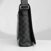 Túi đeo Louis Vuitton District Damier Graphite size 32