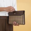 Clutch Burberry Brown Plaid Nova Check - TTA4486