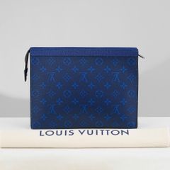 Clutch Louis Vuitton Pochette Voyage Monogram Racing Blue - TTA4417