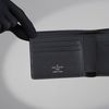 Ví ngắn Louis Vuitton Multiple Noir Taiga - TTA4463