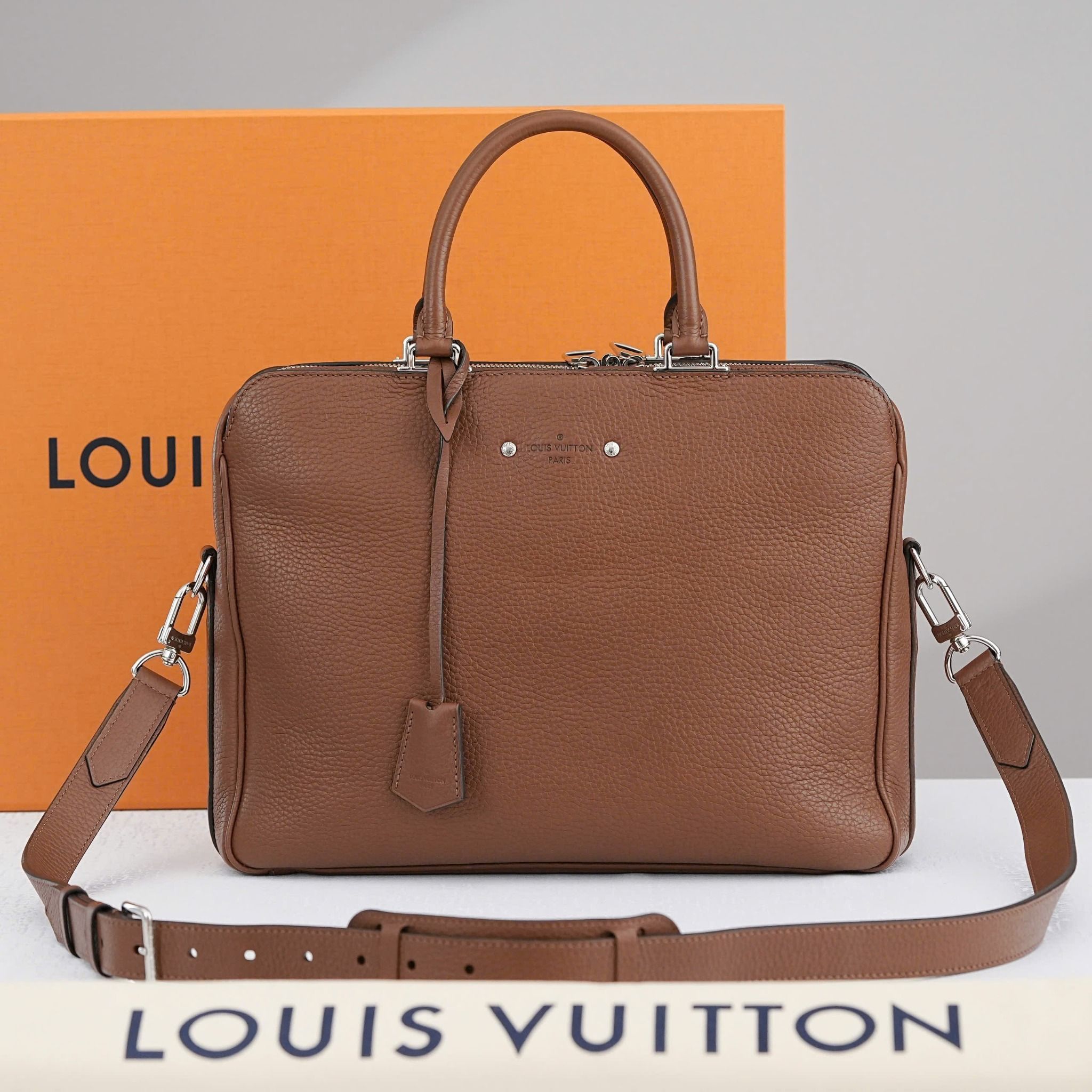 Cặp tài liệu Louis Vuitton Armand Marron Taurillon size 37 - TTA4510
