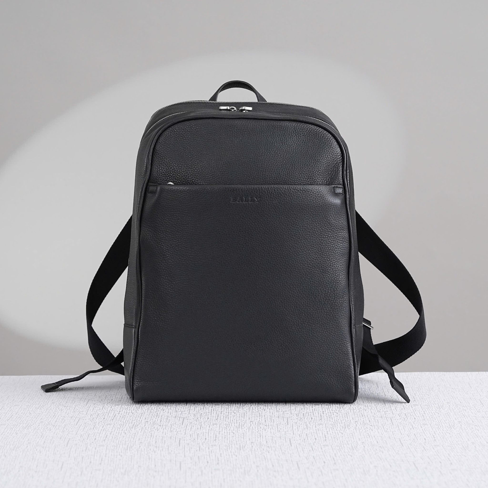 Balo Bally Switzerland All Black Leather size 40 - TTA4517