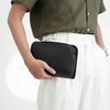 Clutch Louis Vuitton Baikal Taiga Noir Leather - TTA4551