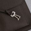 Clutch Louis Vuitton Belaia Taiga size 24 - TTA4583