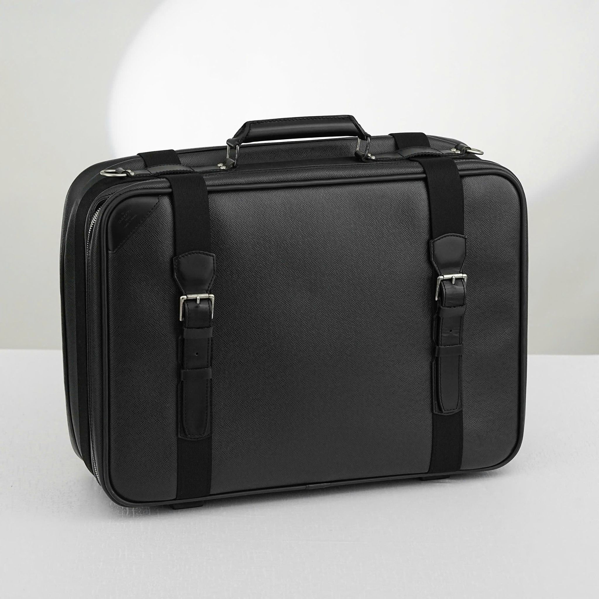 Túi du lịch Louis Vuitton Satellite Noir Taiga (Vintage) Size 52