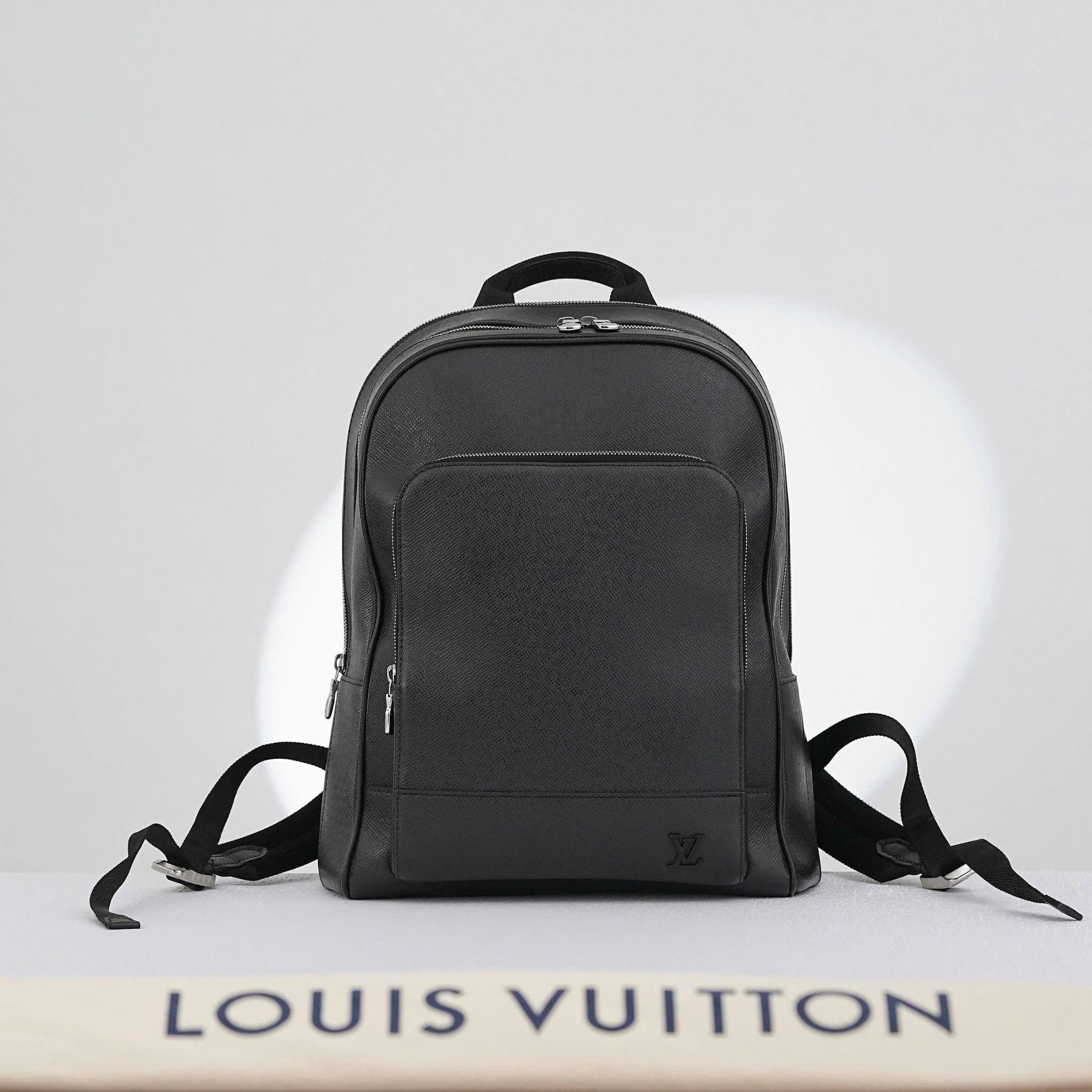 Balo Louis Vuitton Adrian Taiga Leather Backpack Size 39 (New season) - TTA4658